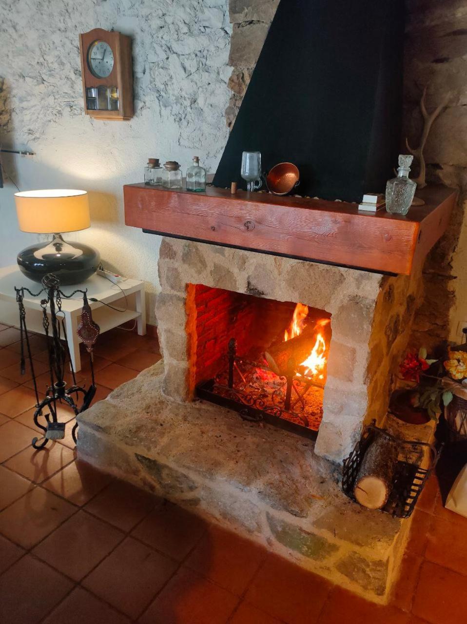 Casa Rural El Horno De La Aldegueela Torrecaballeros Esterno foto