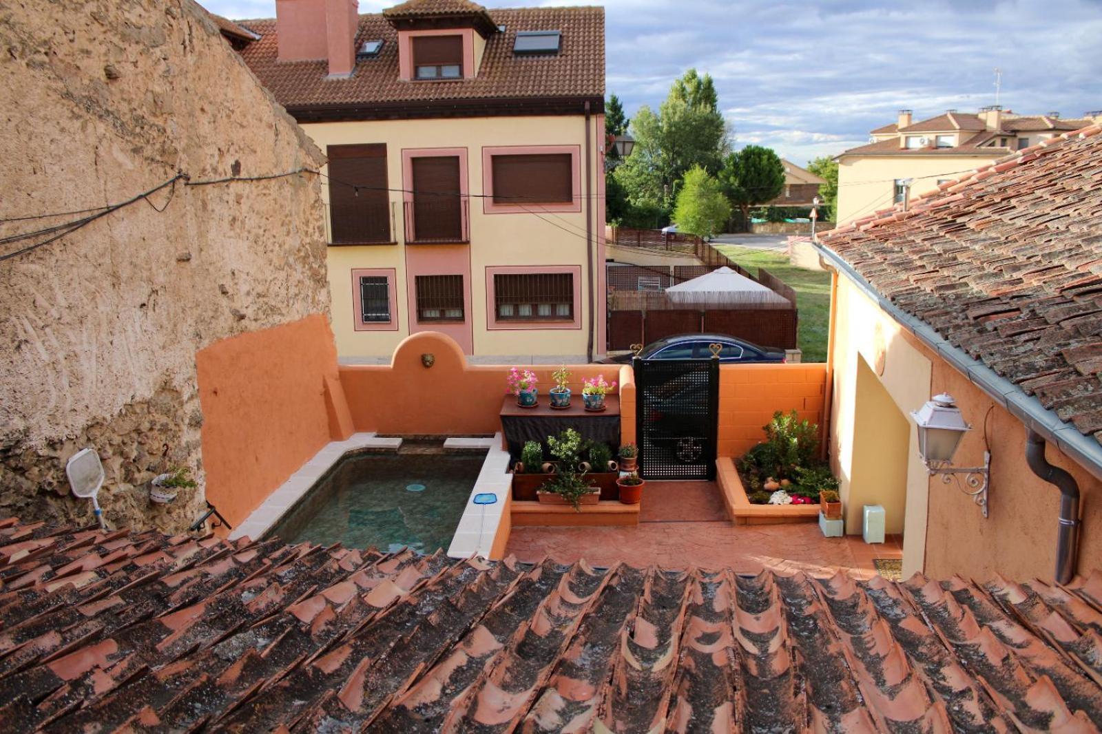 Casa Rural El Horno De La Aldegueela Torrecaballeros Esterno foto